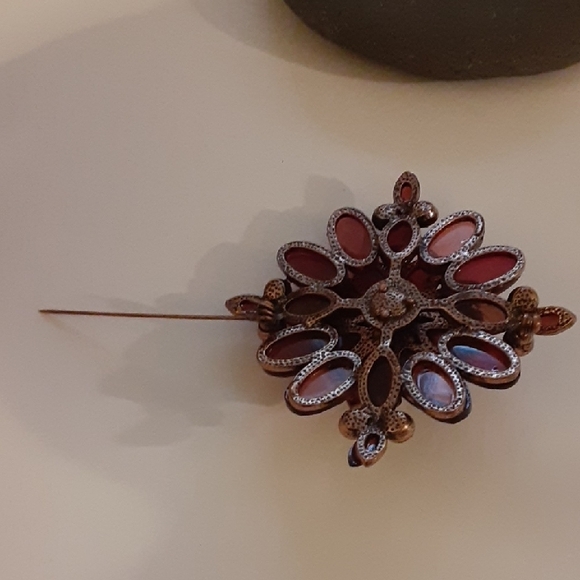 Elegant Large Amber Rhinestone Brooch Pin - Picture 6 of 9